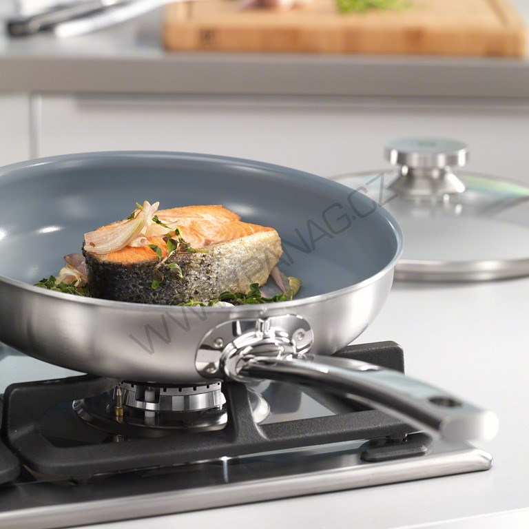 Pánev PRIME 20 cm s nepřilnavou vrstvou_0