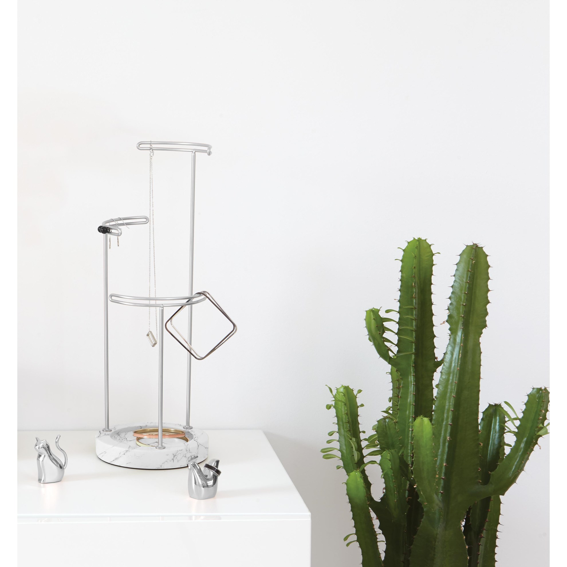 Šperkovnice TESORA bílý mramor_0