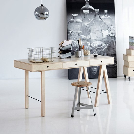 Stůl House Doctor z březové dýhy_1