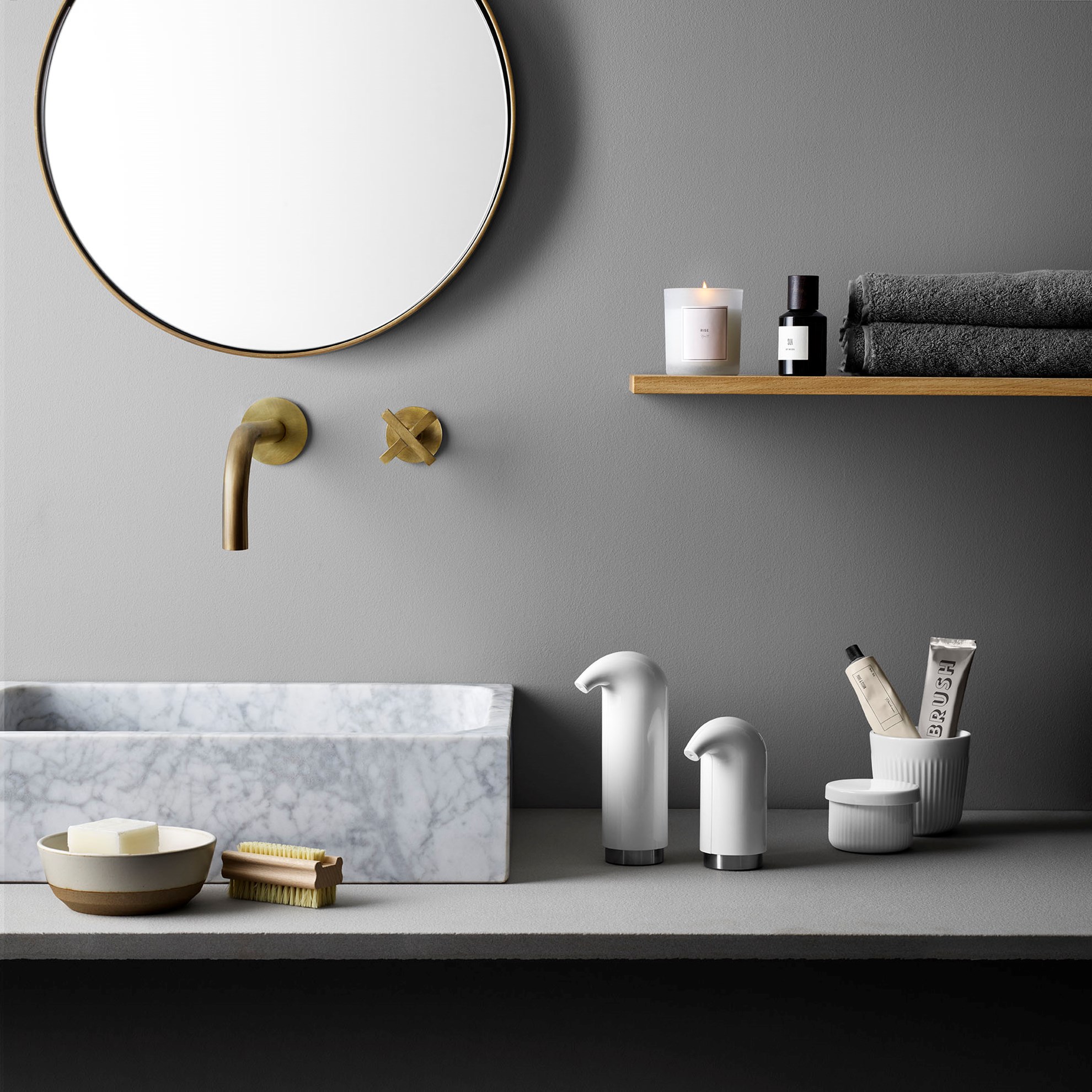 Dávkovač mýdla bílý 180 ml_1