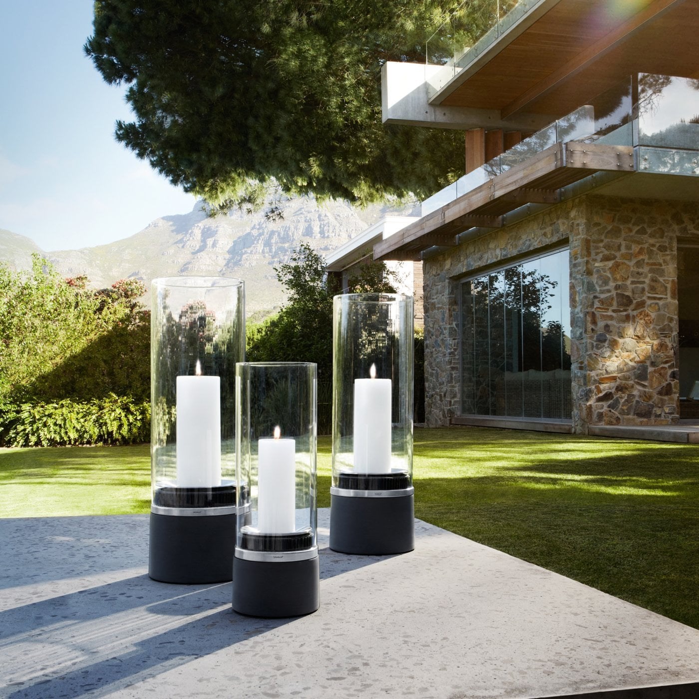 Obrázek z Svícen PIEDRA 47 cm vč. svíčky P.7 cm 