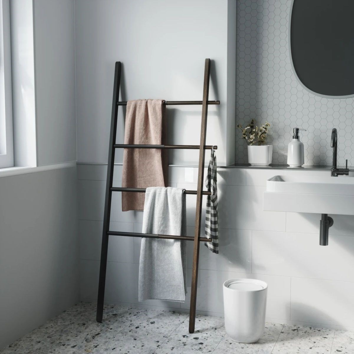 Obrázek z Žebřík/věšák HUB - nastavitelná šíře! 