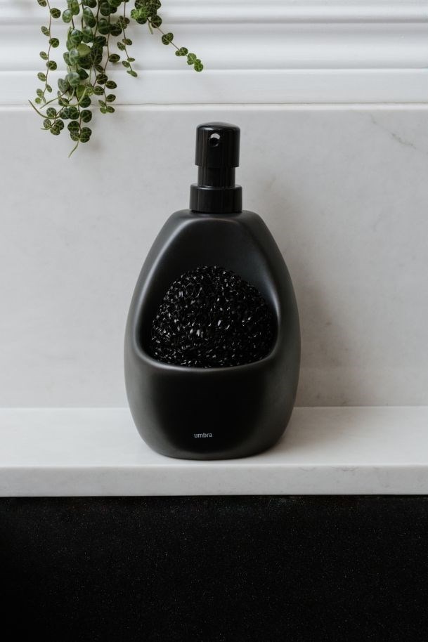 Obrázek z Dávkovač saponátu Umbra JOEY 600ml černý 