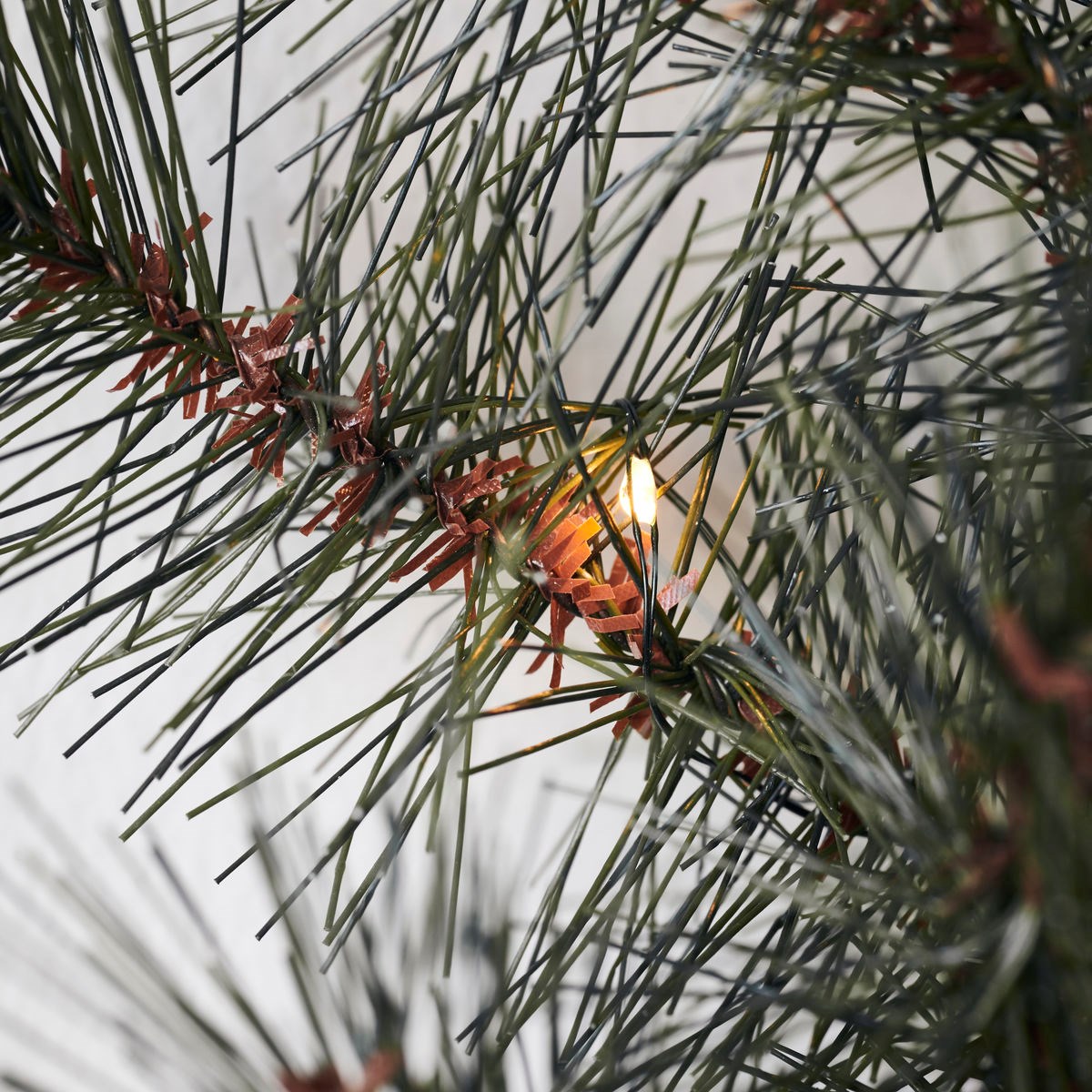 Svítící věnec WREATH 35 LED /45 cm přírodně zelený_1