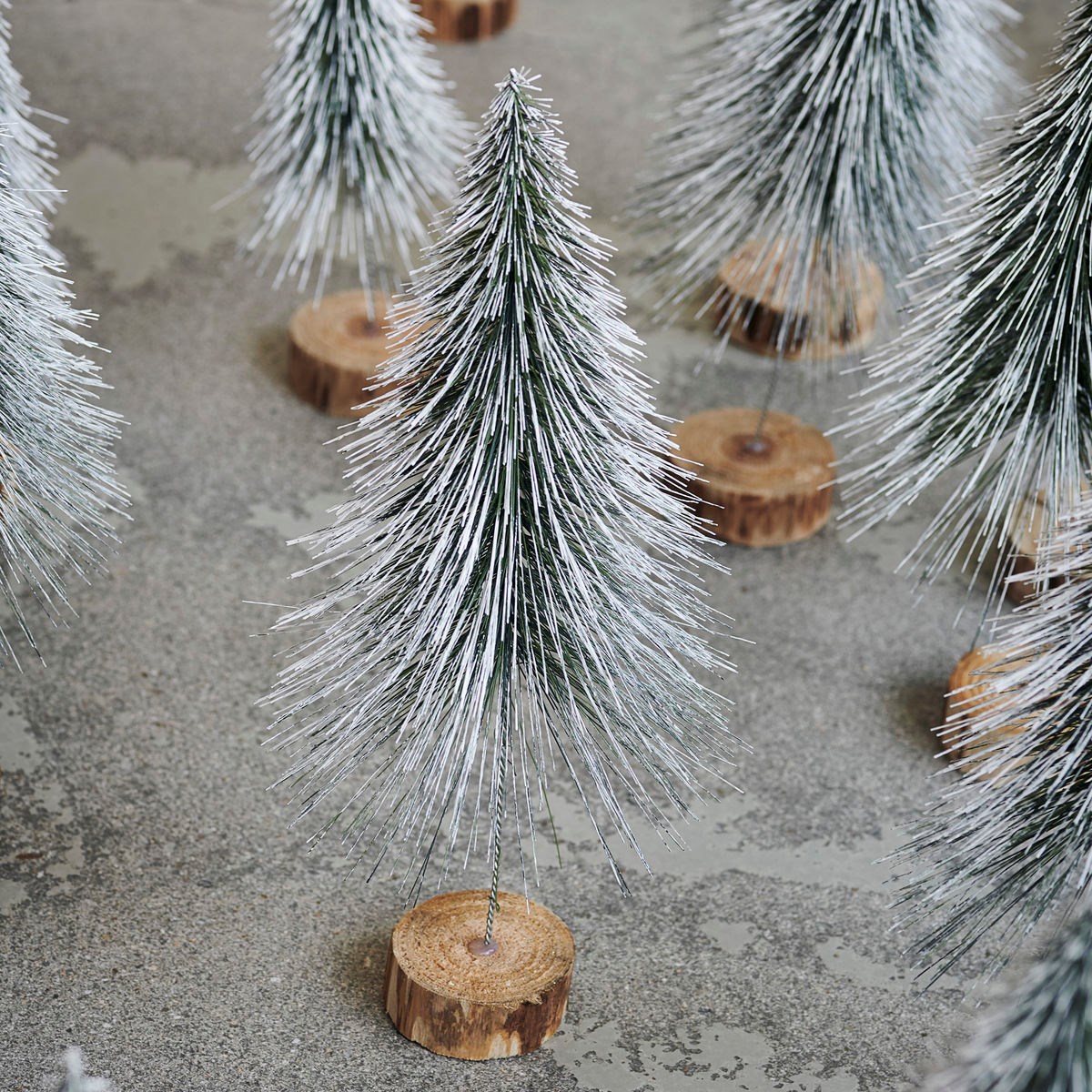 Dekorace vánoční strom SPINKLE 35 cm zasněžený_1