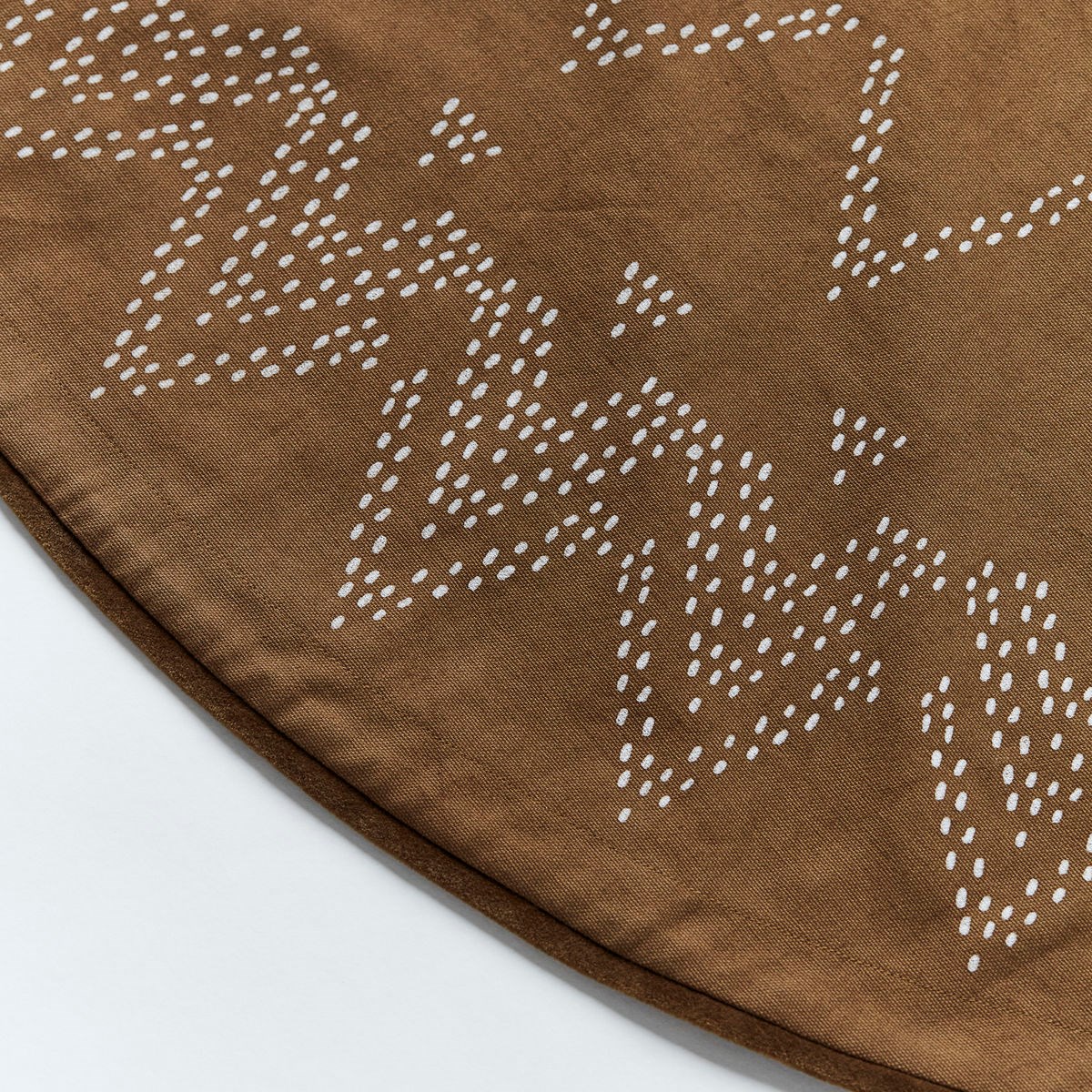 Koberec NOEL 120 cm hnědý_1