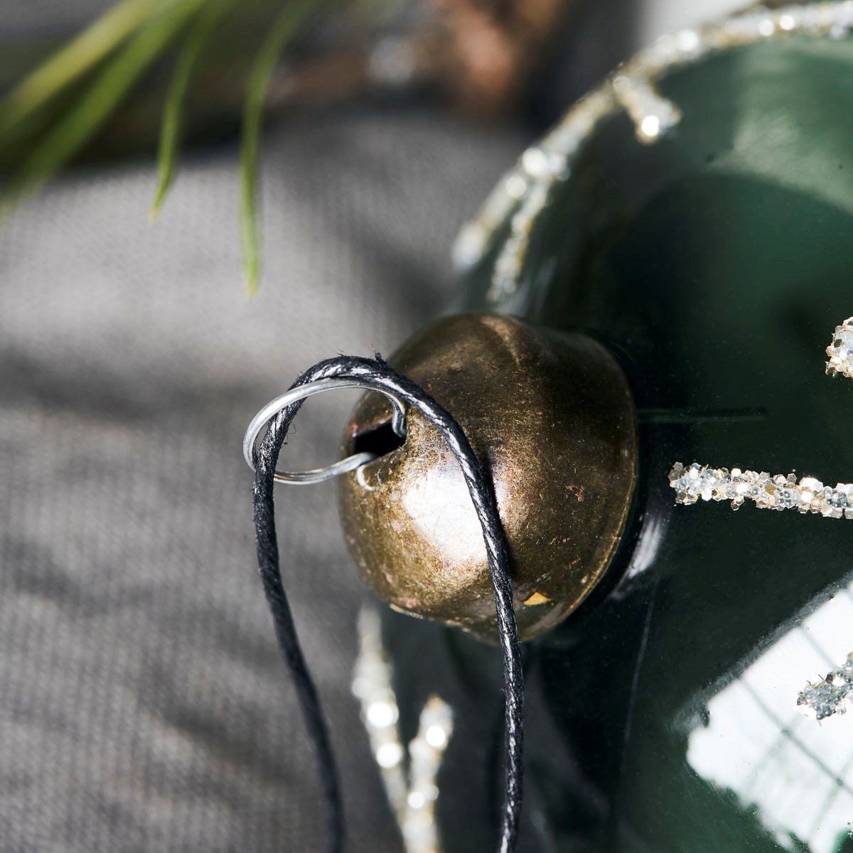 Vánoční ozdoba STAR Green 8 cm koule zelená_2