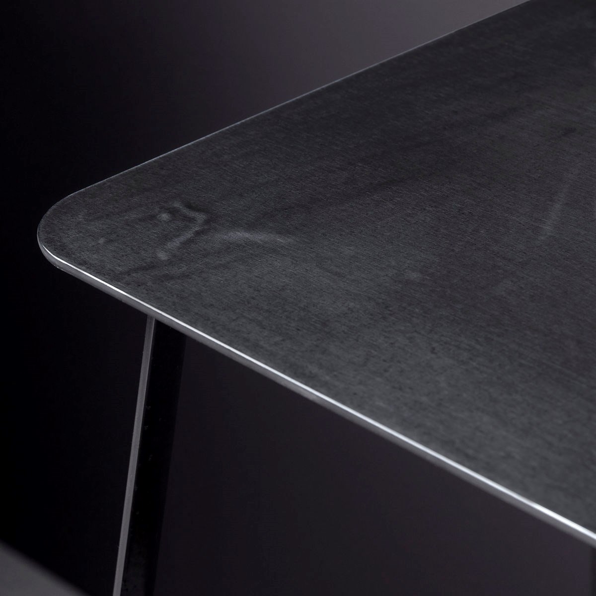 Kovová stolička RAG tmavě šedá_1