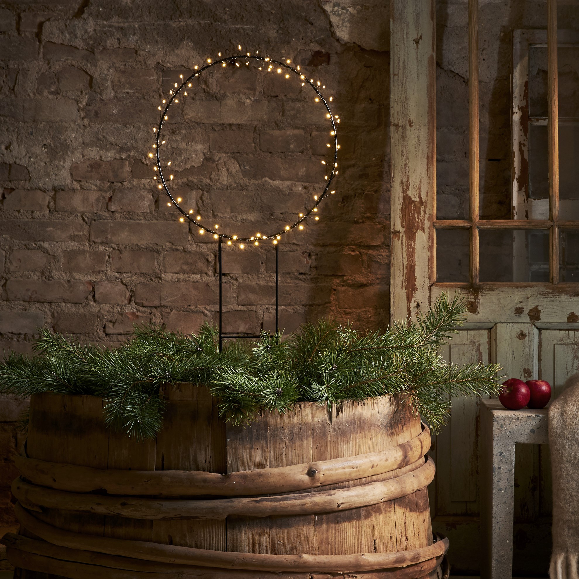 Venkovní dekorace BARLUMI 80x LED V. 84 cm_0