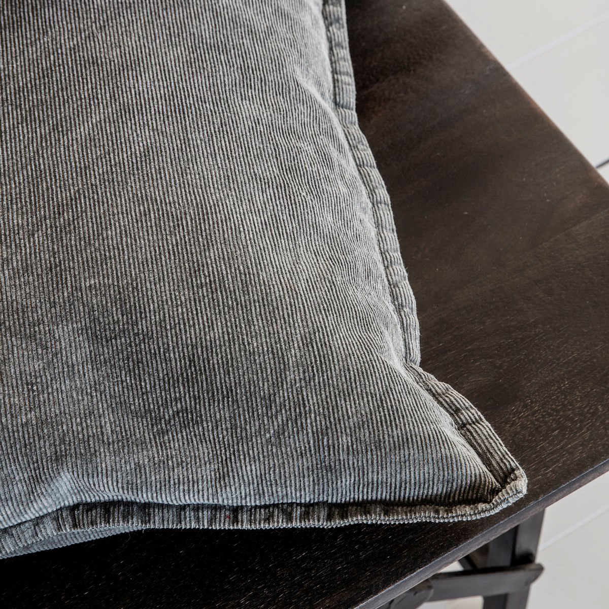 Povlak na polšt&#225;ř CUR 50x50 cm tmavě šed&#253;_1