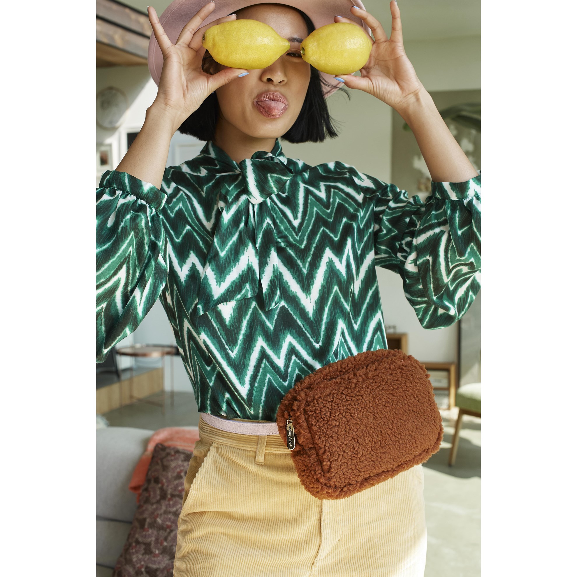 Ledvinka TEDDY Sticky Lemon hnědá / lila_1