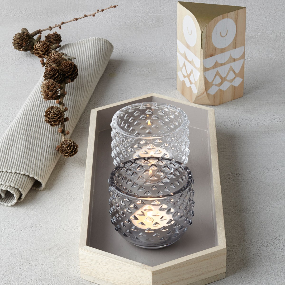 Tác dlouhý dřevěný, šedý_0