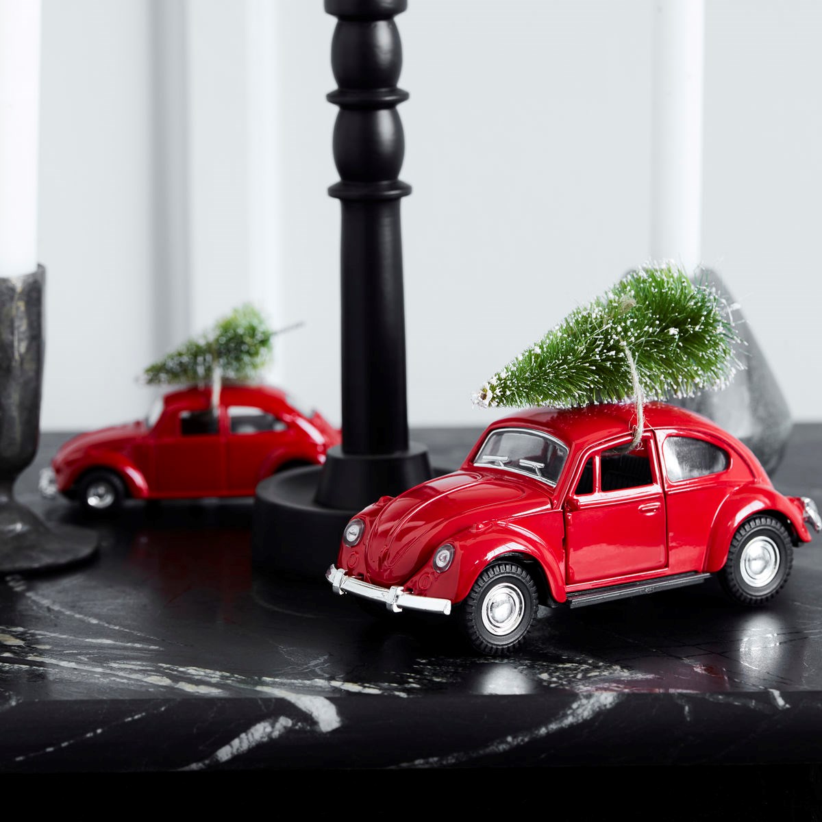 Vánoční dekorace MINI XMAS auto, červené D.8,5 cm_4