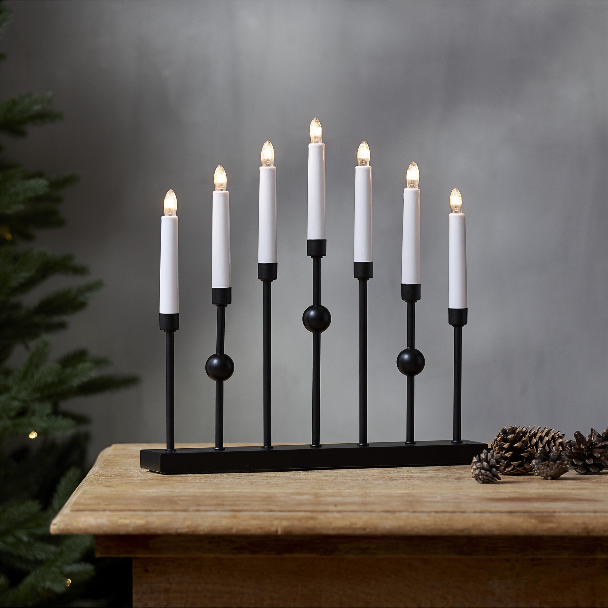 Okenní svícen Gustavo V.37 cm, 7x LED žárovka_0