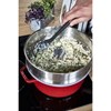 Hrnec STAUB  kulatý 26 cm červený s pařákem 5,2l_1