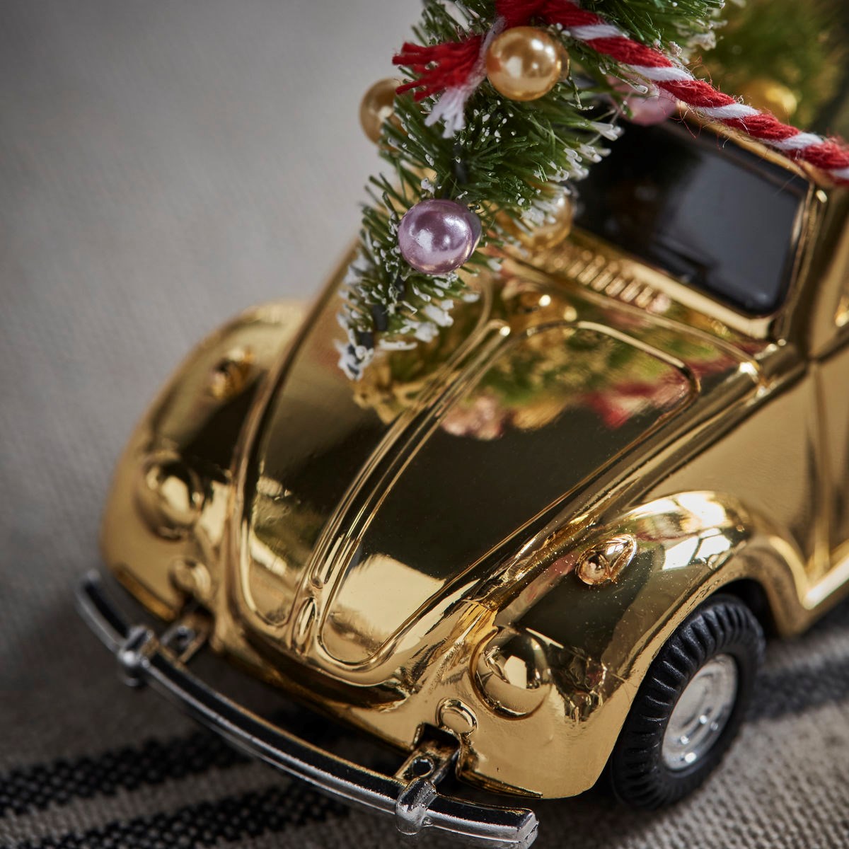 Vánoční dekorace autíčko MINI Xmas, zlaté_3