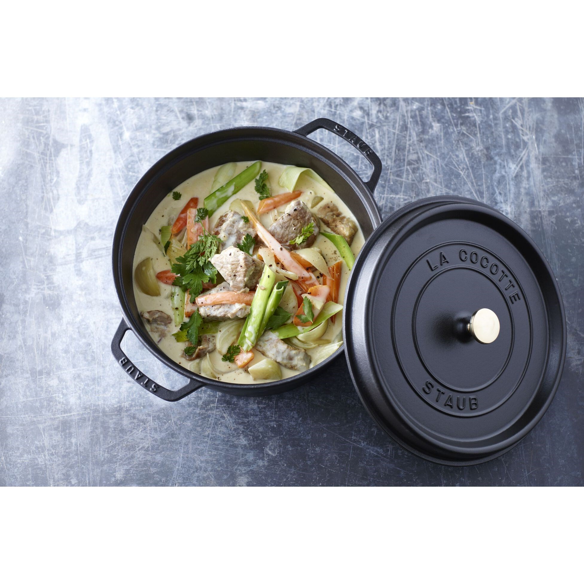Hrnec STAUB  kulatý 28 cm černý 6,7l_0