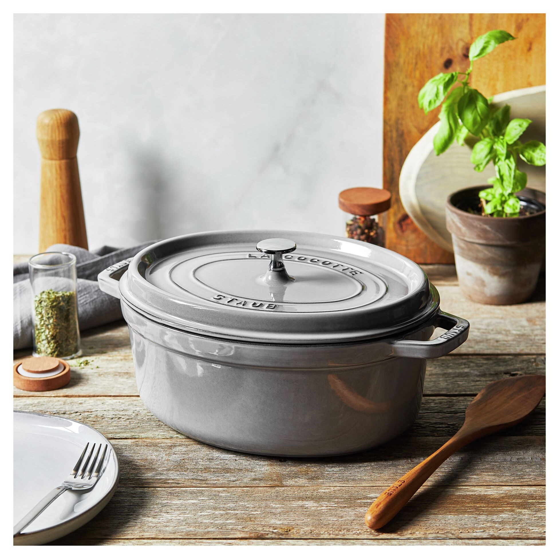 Hrnec STAUB  oválný 31 cm šedý 5,5l_0