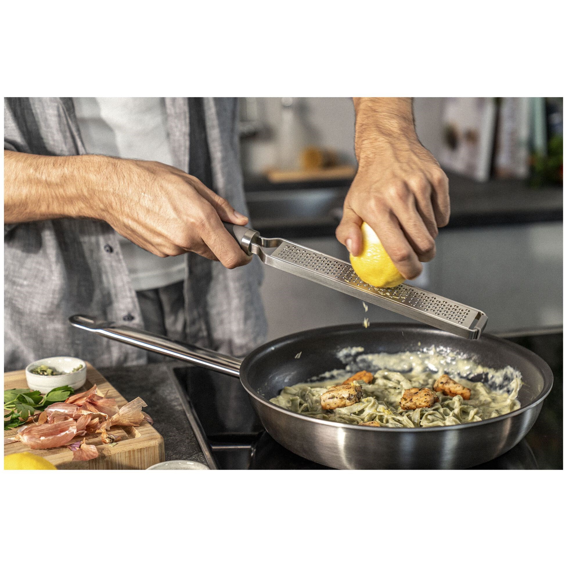 Nerezové struhadlo TWIN PRO zester D.38cm šedé_5