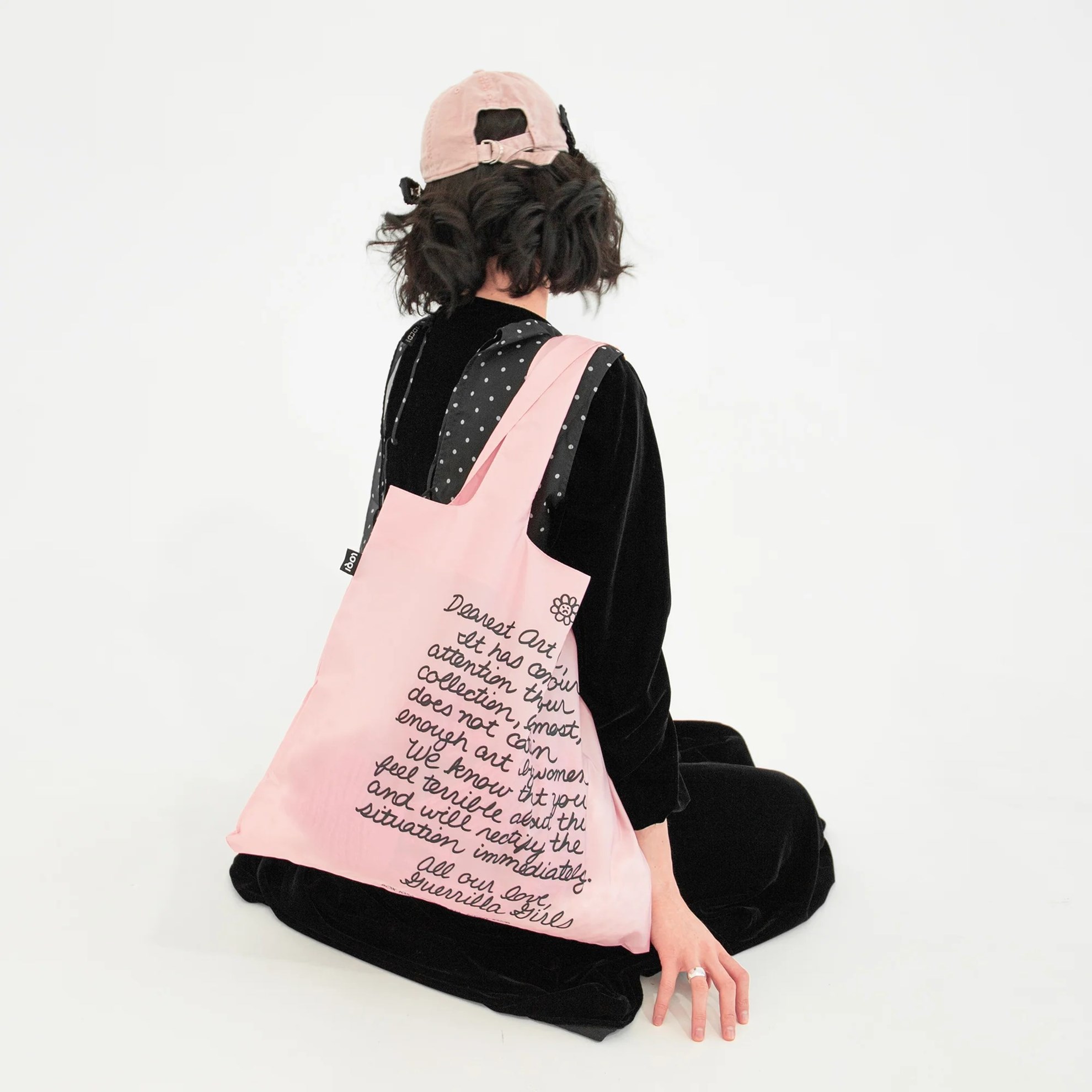 LOQI skládací taška - Museum - Dearest Art Collector - GUERRILLA GIRLS_2