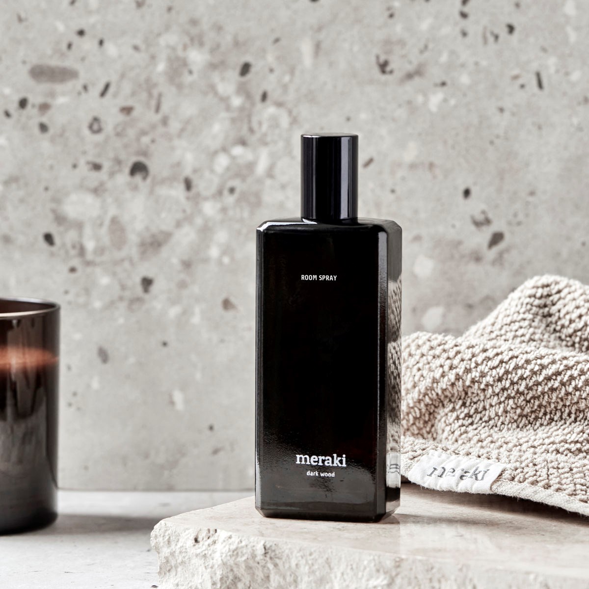 Osvěžovač vzduchu/roomspray DARK WOOD 100ML_0