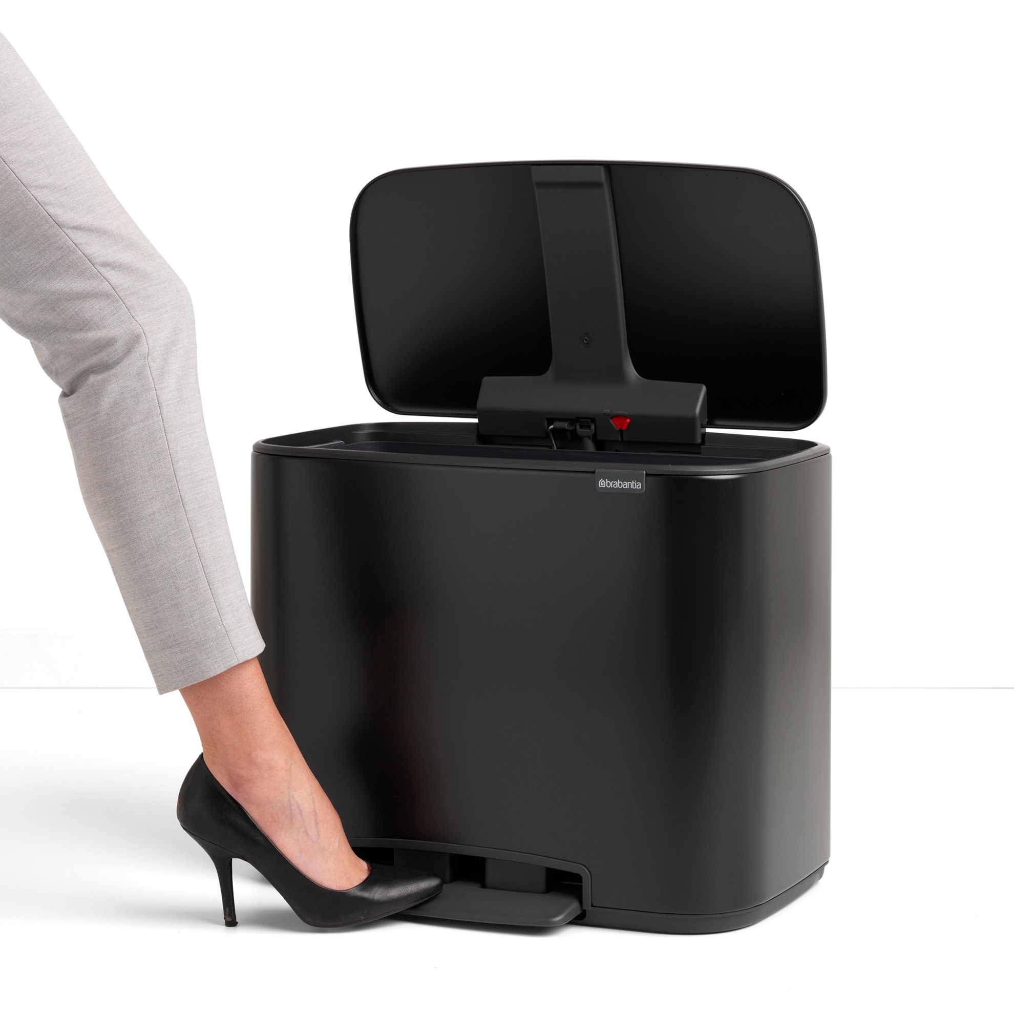 Pedálový odpadkový koš Brabantia BO 11l/23l černý_2