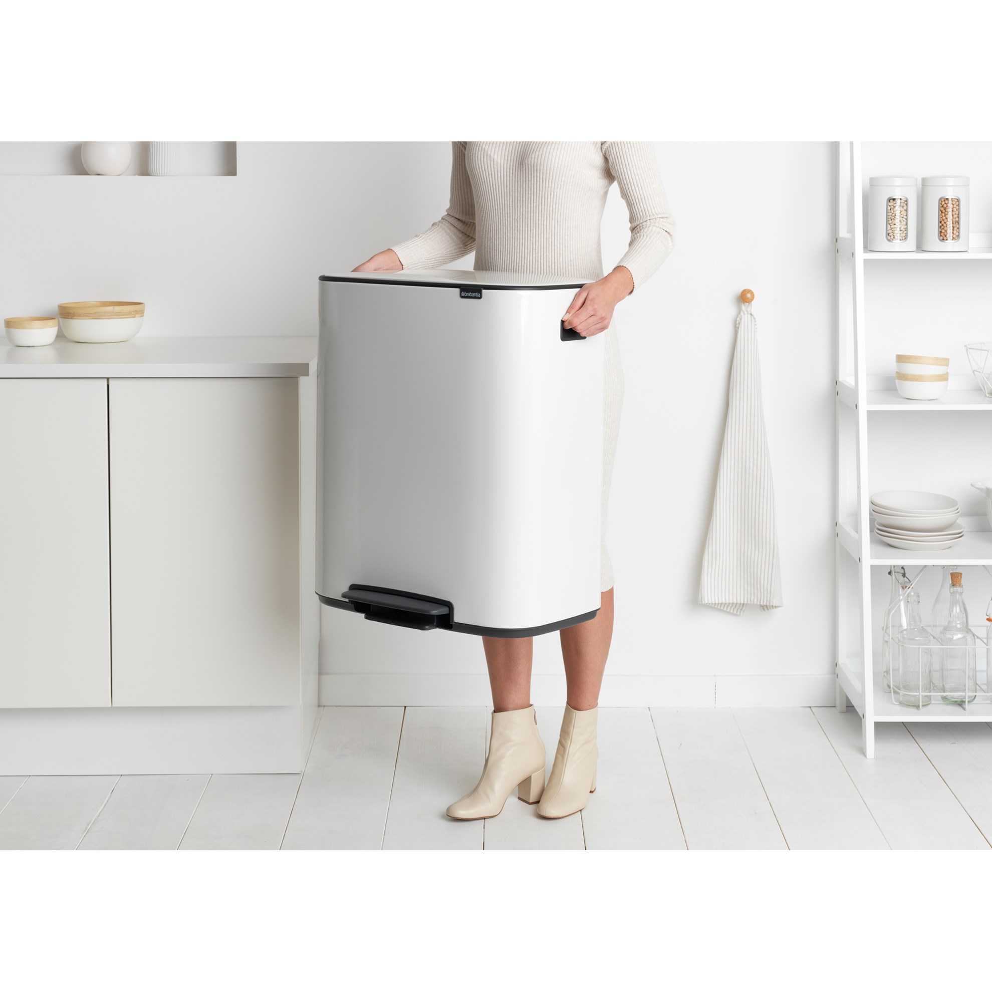 Pedálový odpadkový koš Brabantia BO 2x30l bílý_2