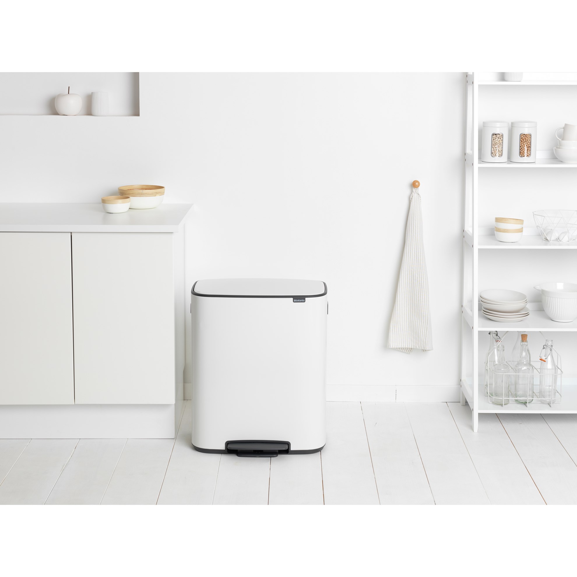 Pedálový odpadkový koš Brabantia BO 2x30l bílý_5
