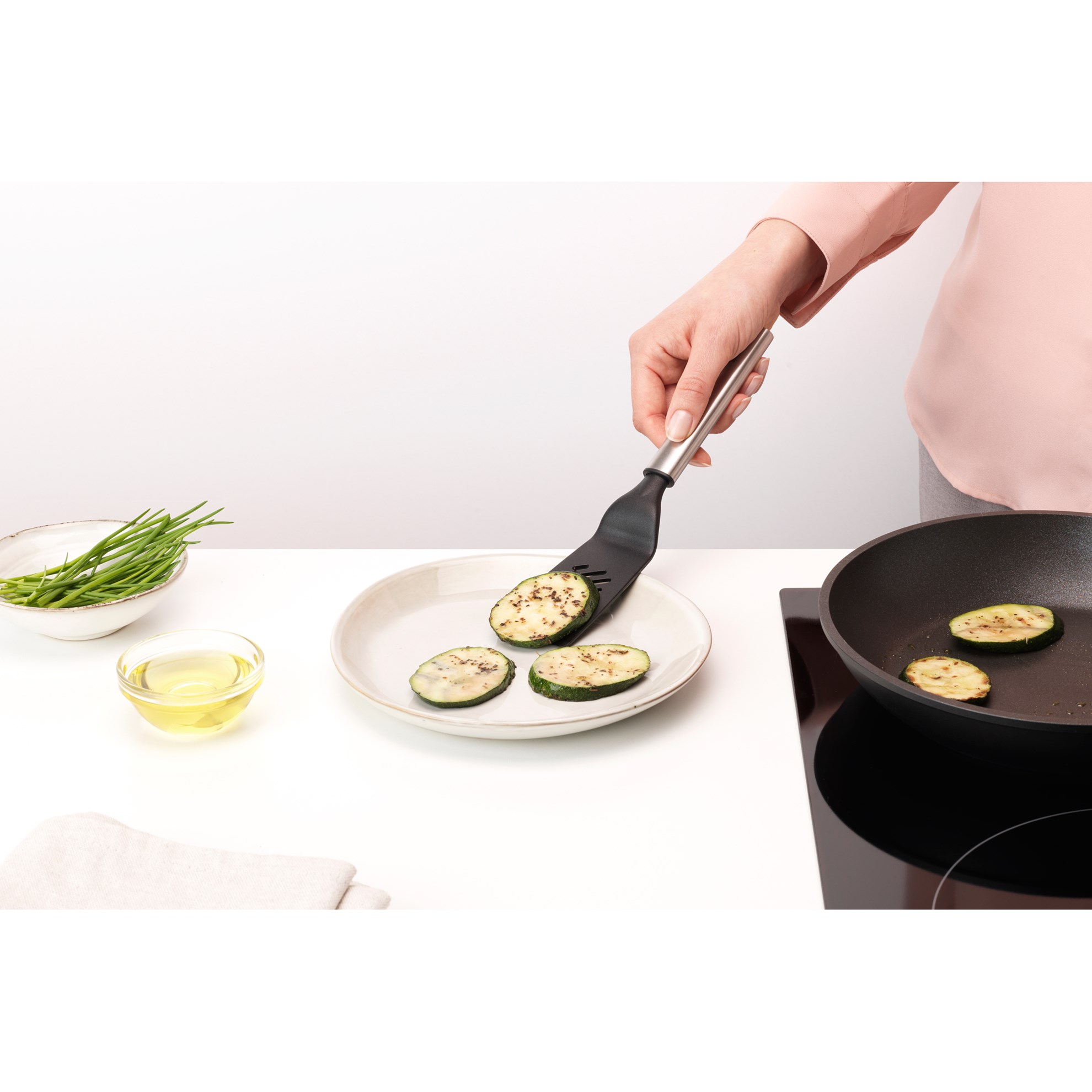 Obracečka Brabantia PROFILE malá D.25,8cm nerezová_1