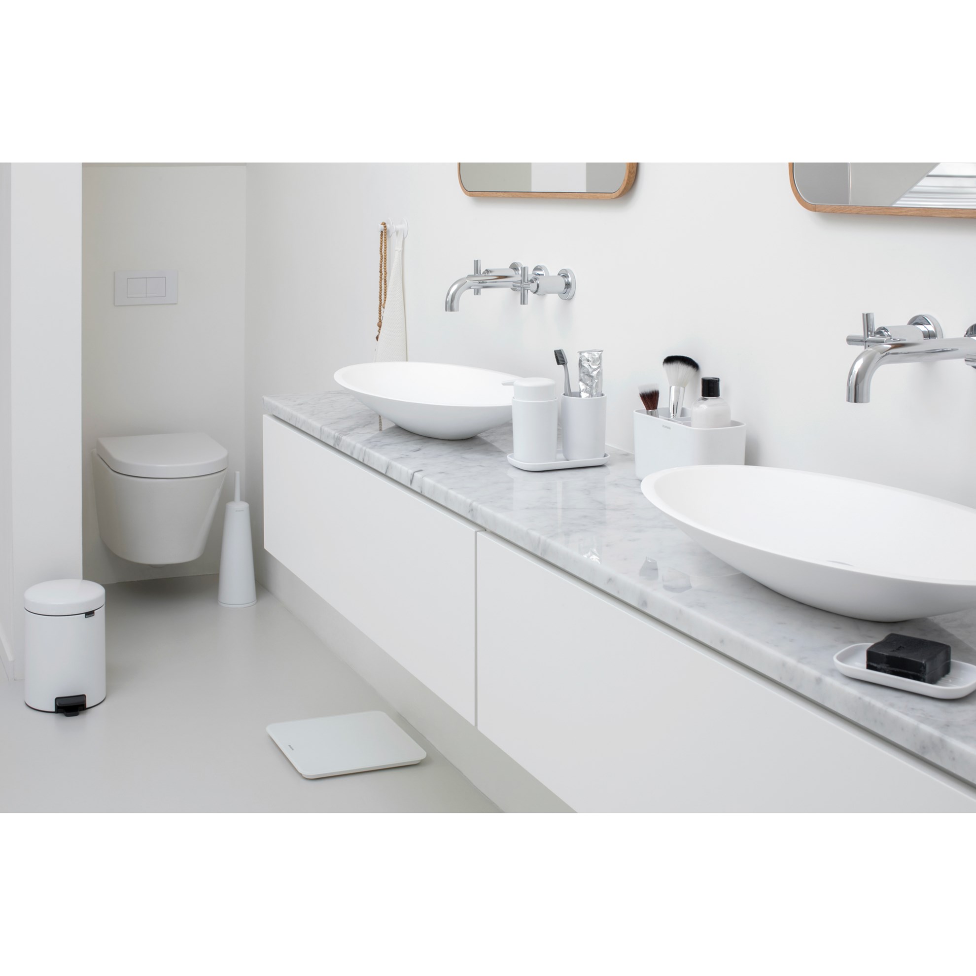 Koupelnový organizér Brabantia RENEW 20x10cm tmavě bílý_1