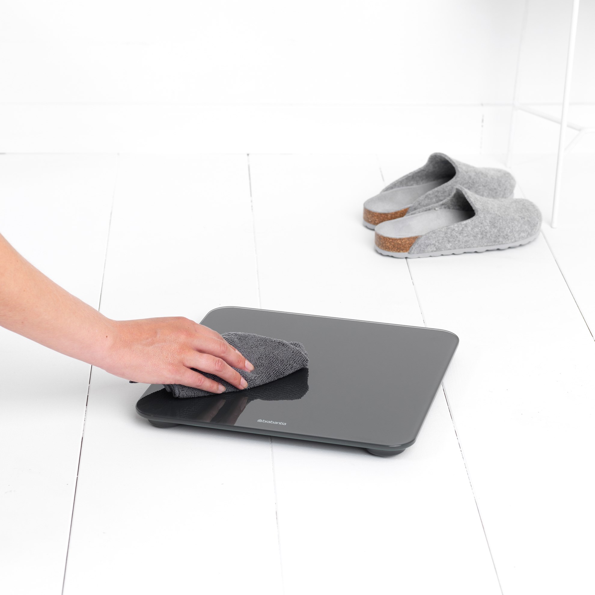 Digitální osobní váha Brabantia tmavě šedá_4