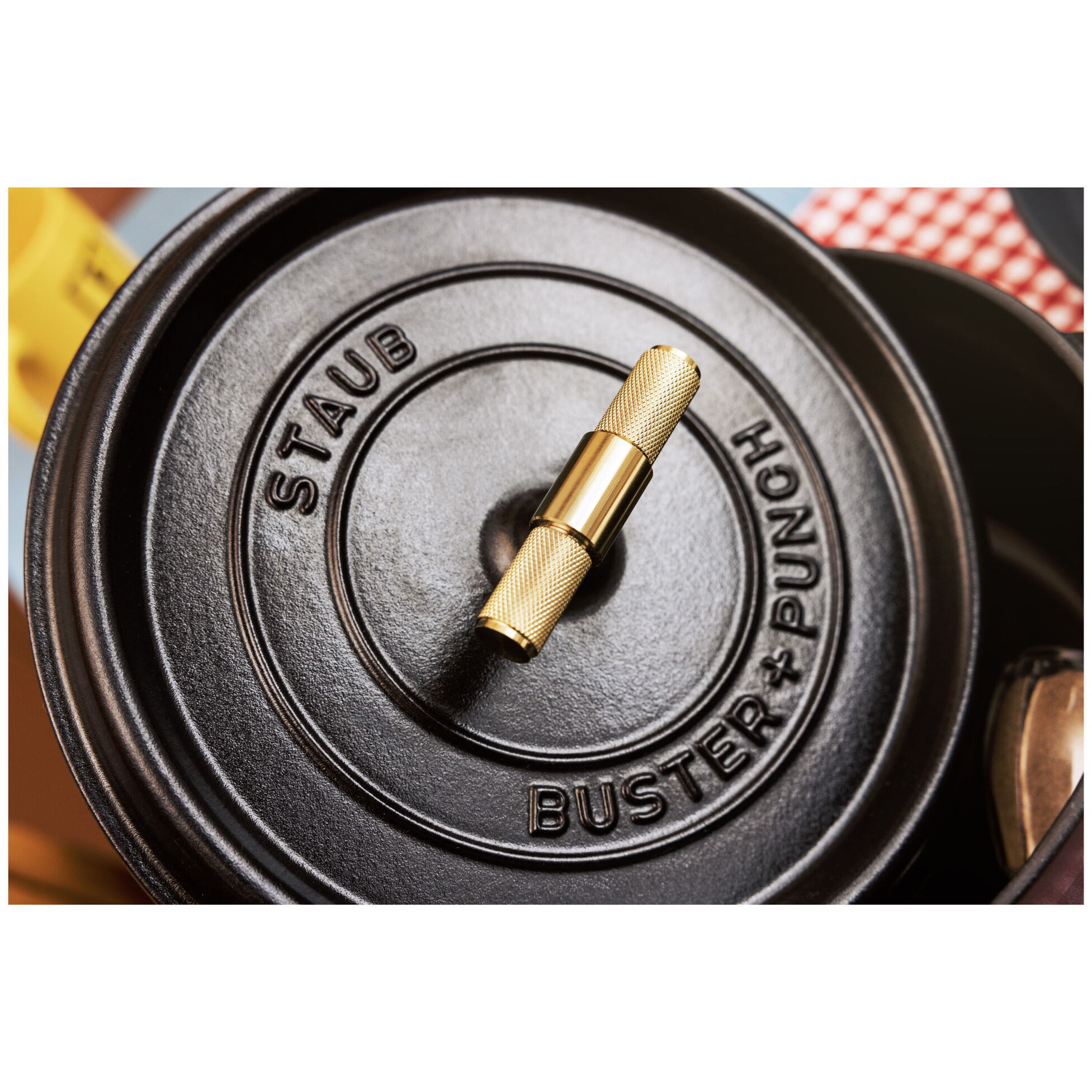 Hrnec STAUB BUSTER kulatý 28 cm černý 6,7l_0
