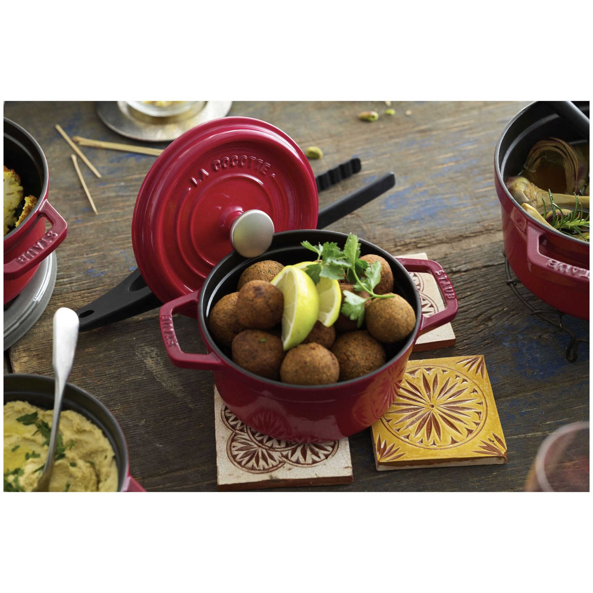 Hrnec STAUB  kulatý 20cm červený 2,2l_1