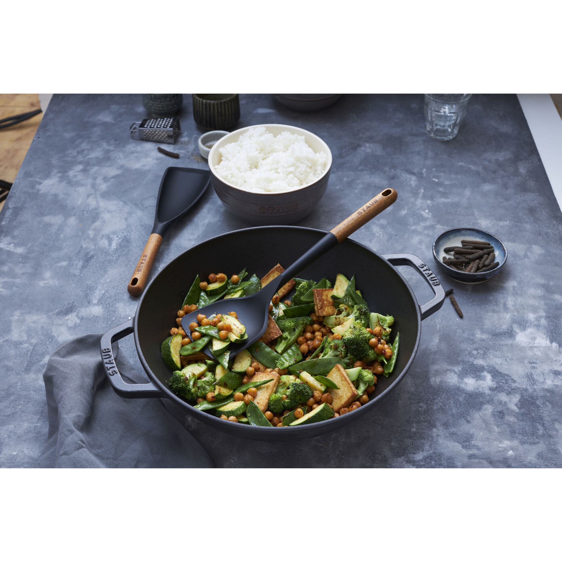 Pánev Wok STAUB 30cm šedá 4,19l_4