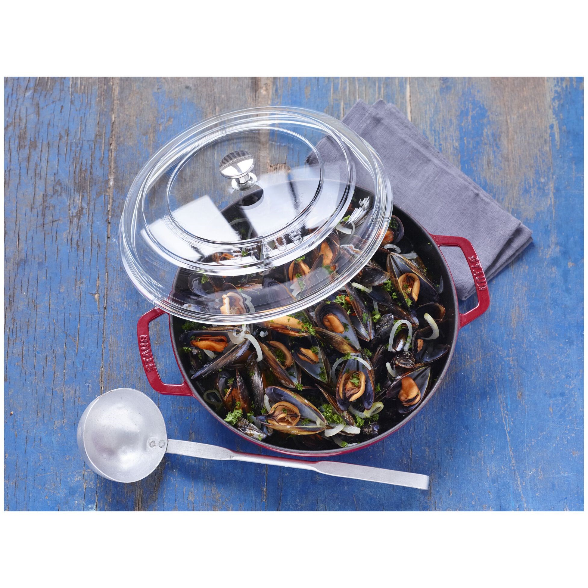 Poklice STAUB 28cm_0