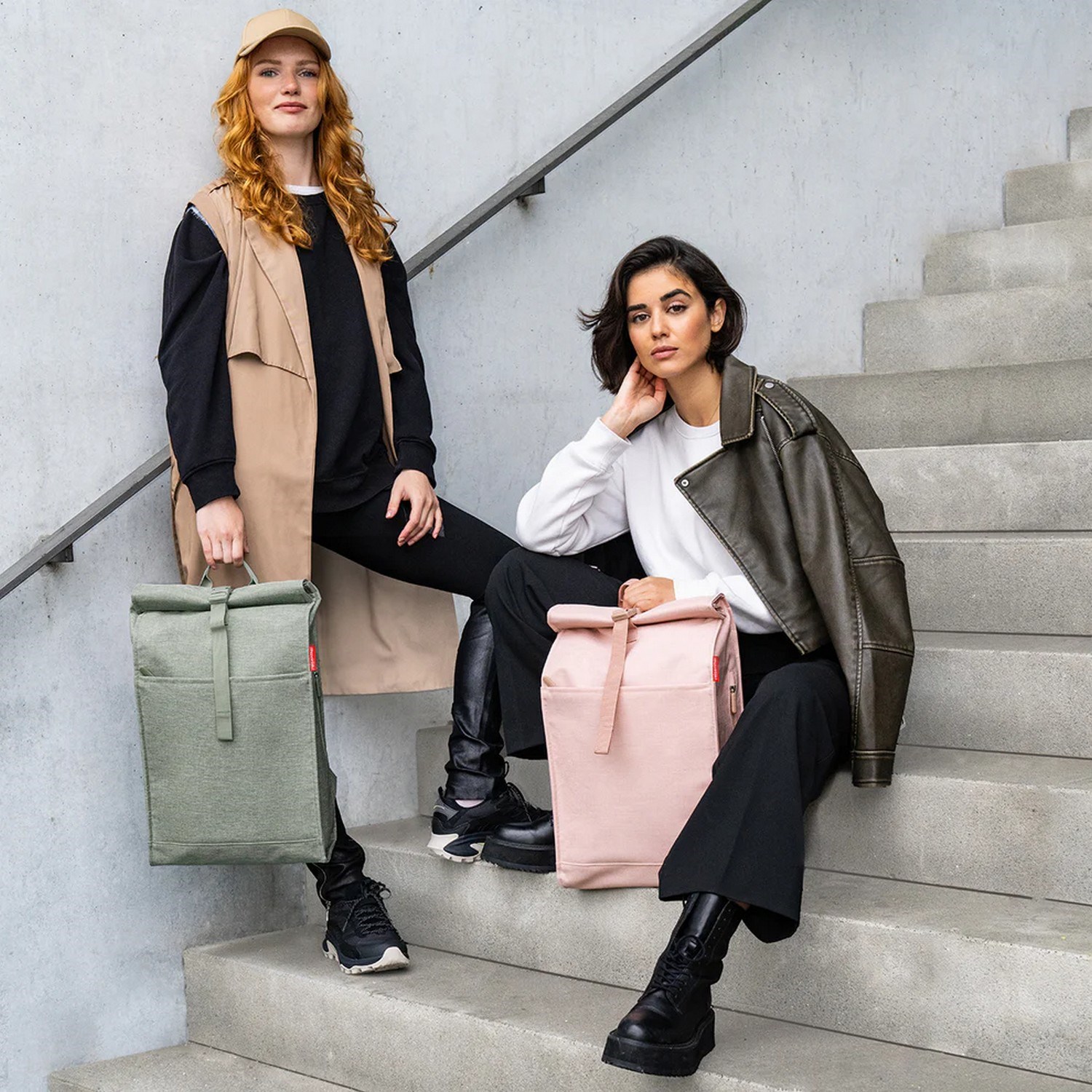 Batoh Reisenthel Urban Rolltop twist blush_3