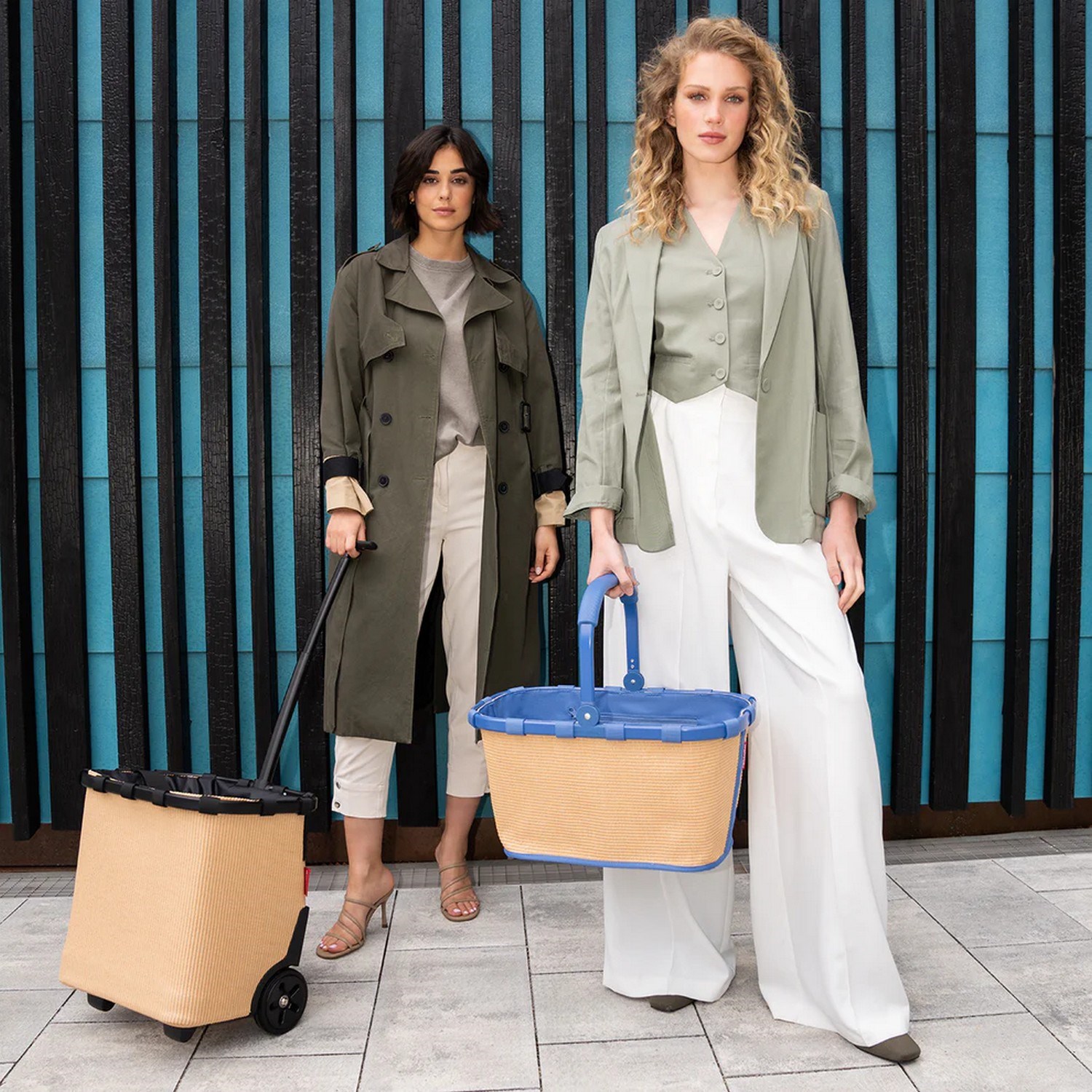 Nákupní košík Reisenthel Carrybag  frame raffia blue_2