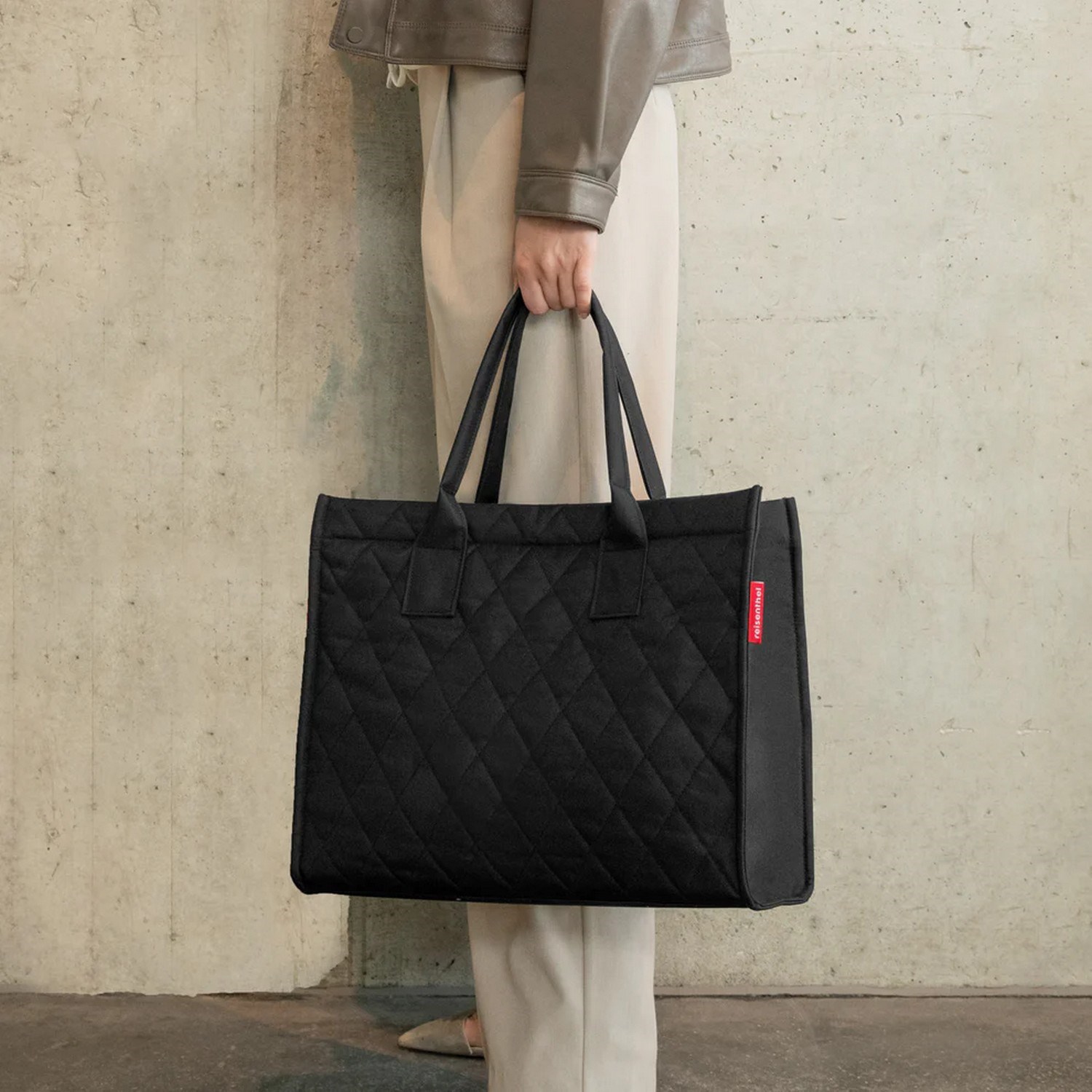 Taška přes rameno Reisenthel Daily Shopper rhombus black_1