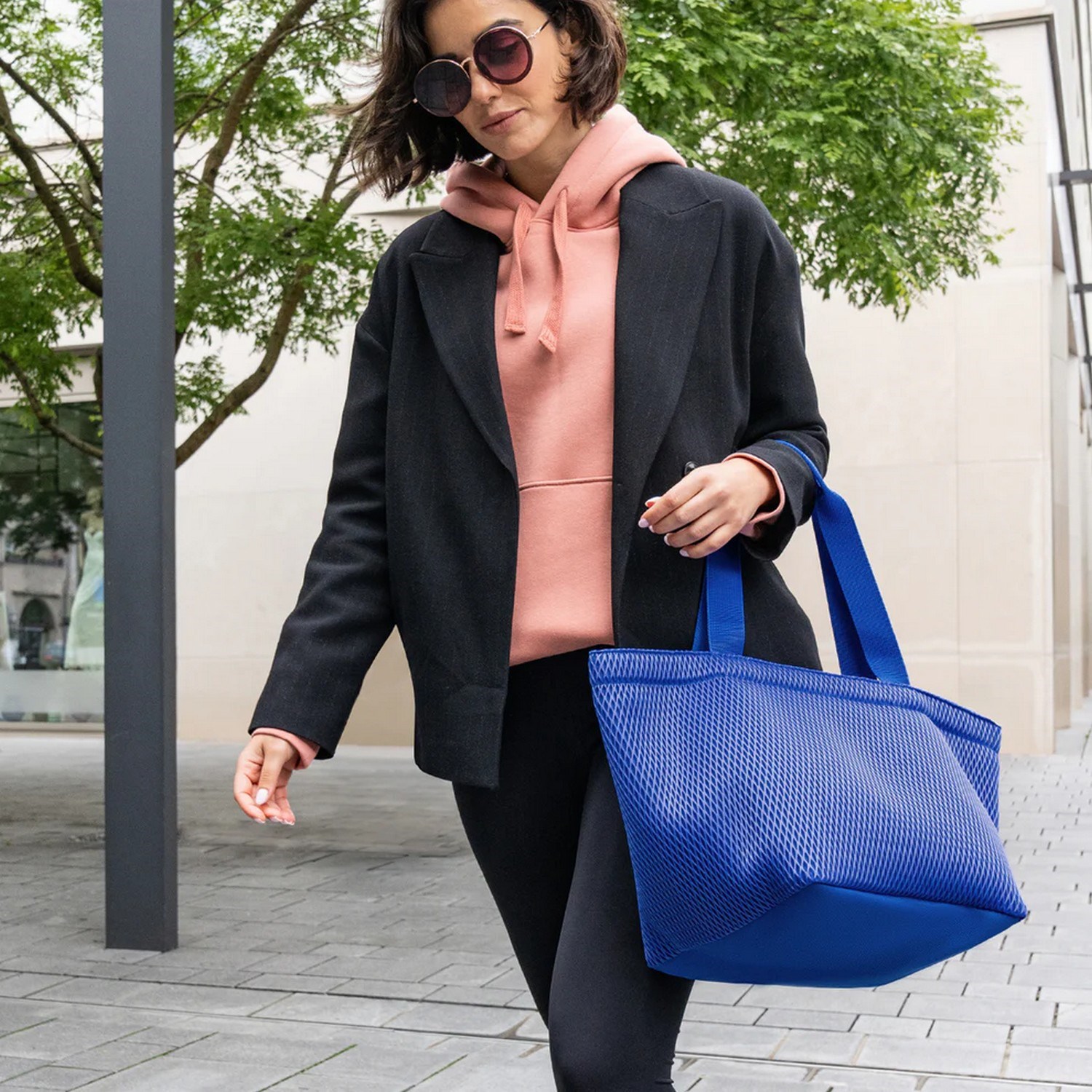 Taška přes rameno Reisenthel Shopper M mesh royal blue_1