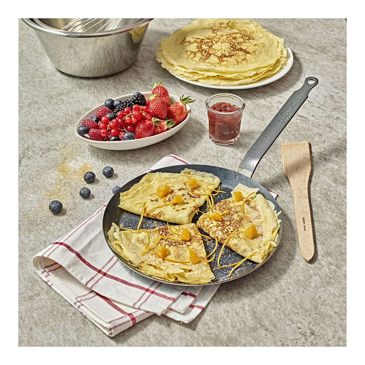 Ocelová pánev na palačinky de Buyer FORCE PLUS P.24cm_0