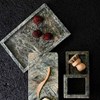 Servírovací tác/podnos Muubs VITA mramor 30x20cm zeleno-šedý_3
