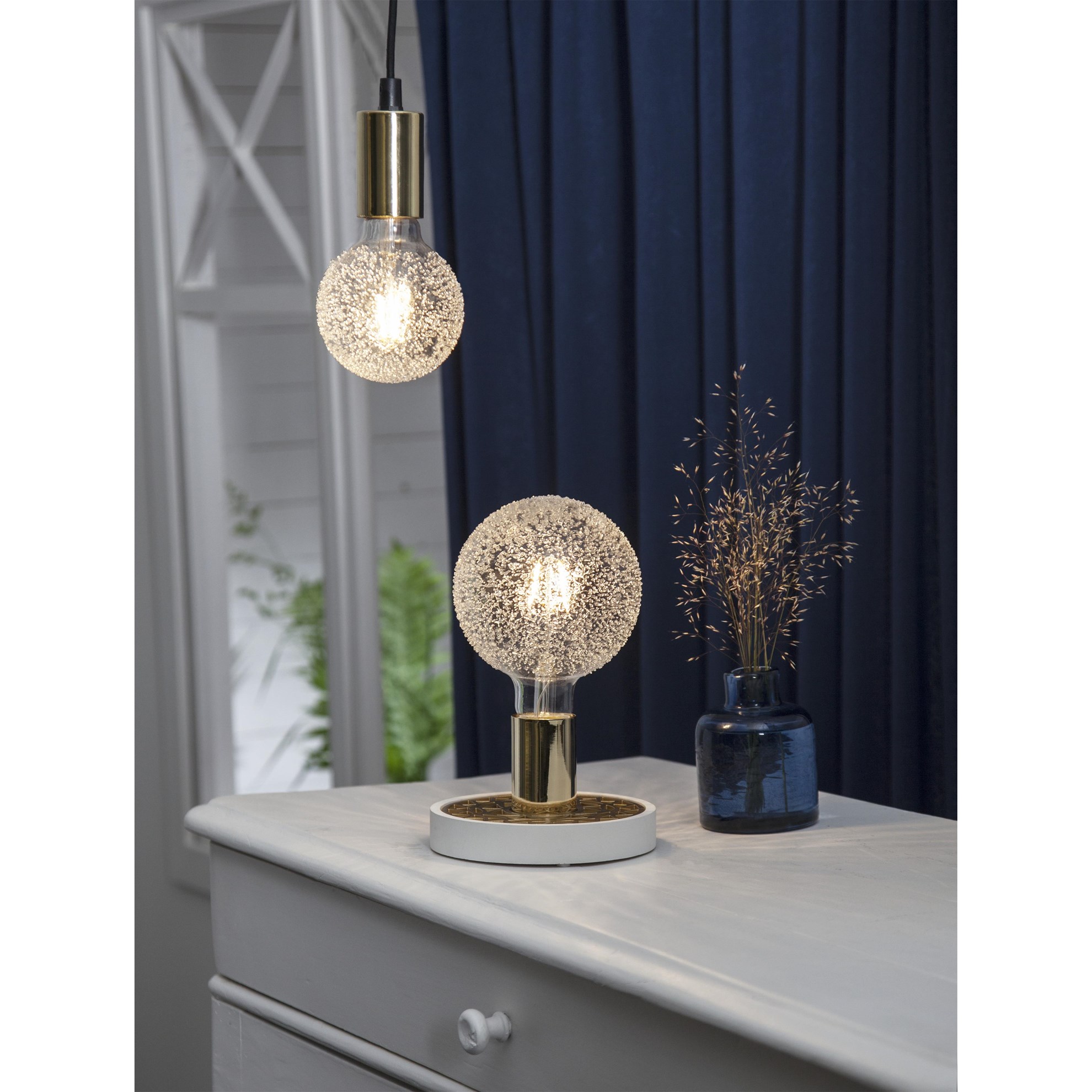 LED dekorační žárovka E27, 65lm, 2600K, omrzlá_0