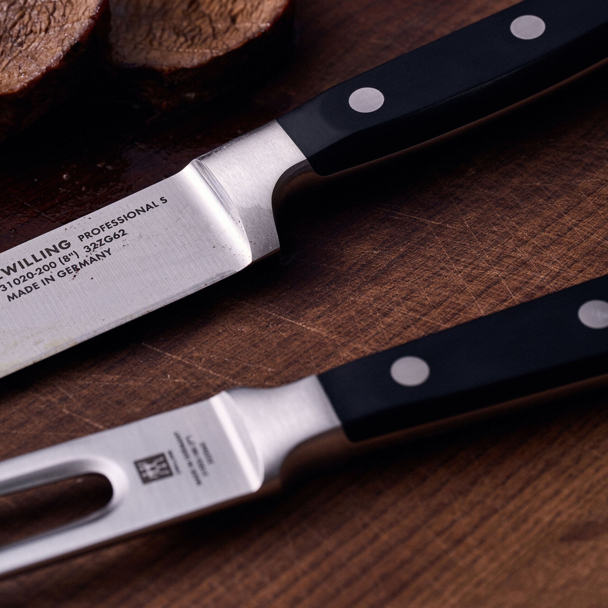 Vidlička a nůž na maso ZWILLING PROFESSIONAL S_4