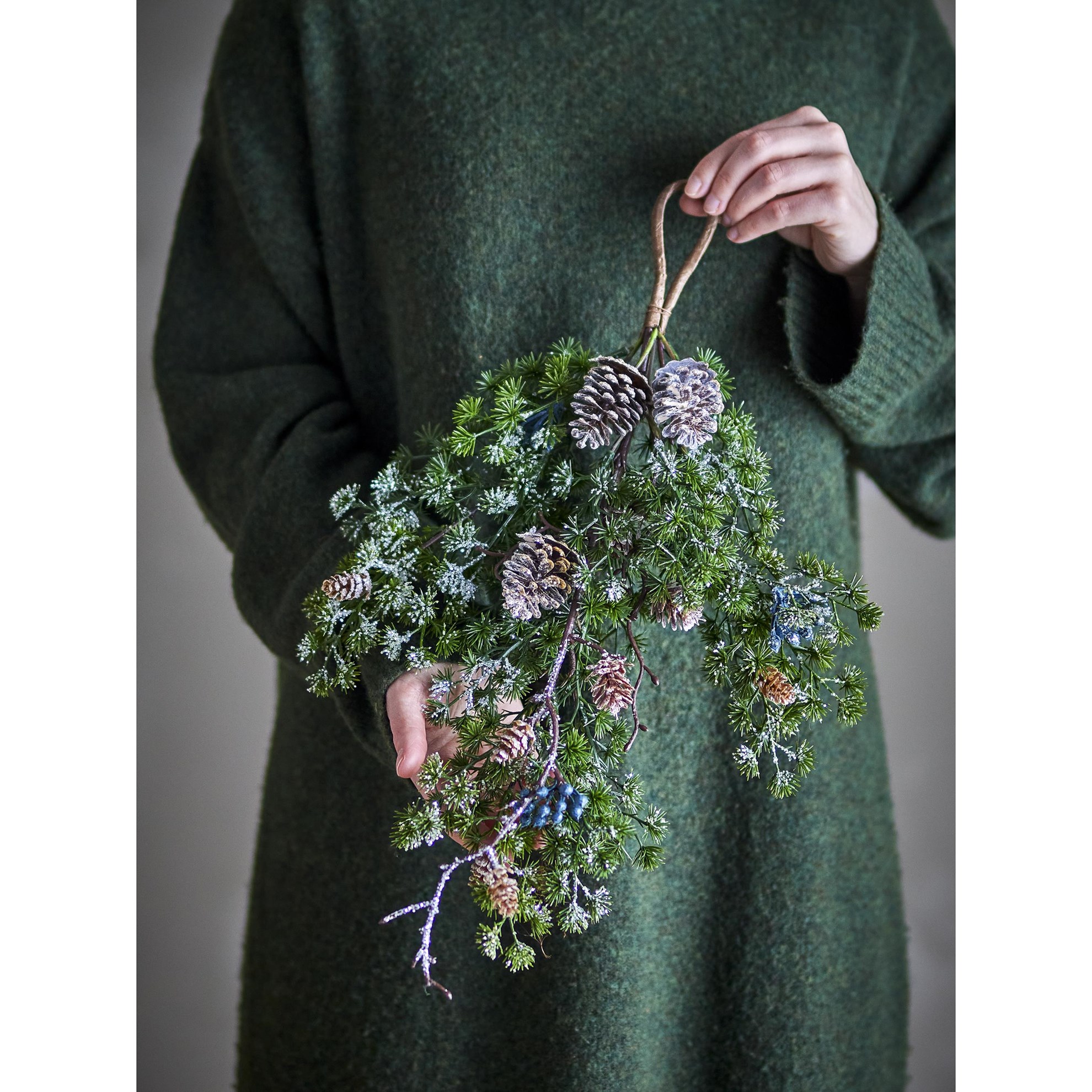 Umělá dekorace na dveře CEDAR 46cm zelená_0