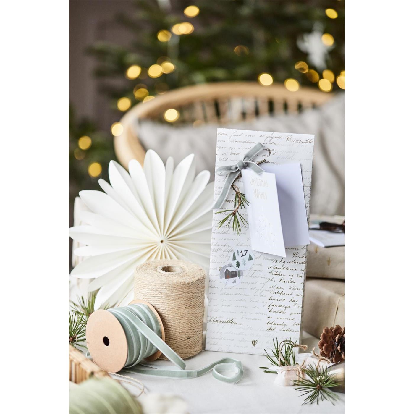 Sametová stuha na cívce Ib Laursen 10 m dusty green_4