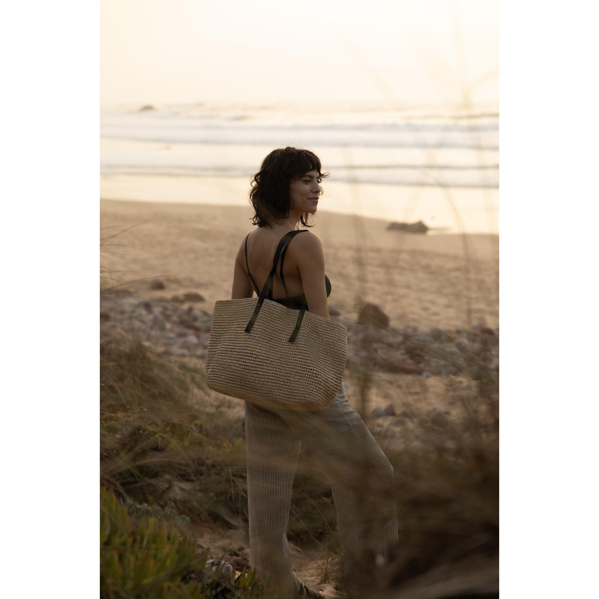 Slaměná taška Monk & Anna KAMI black_2