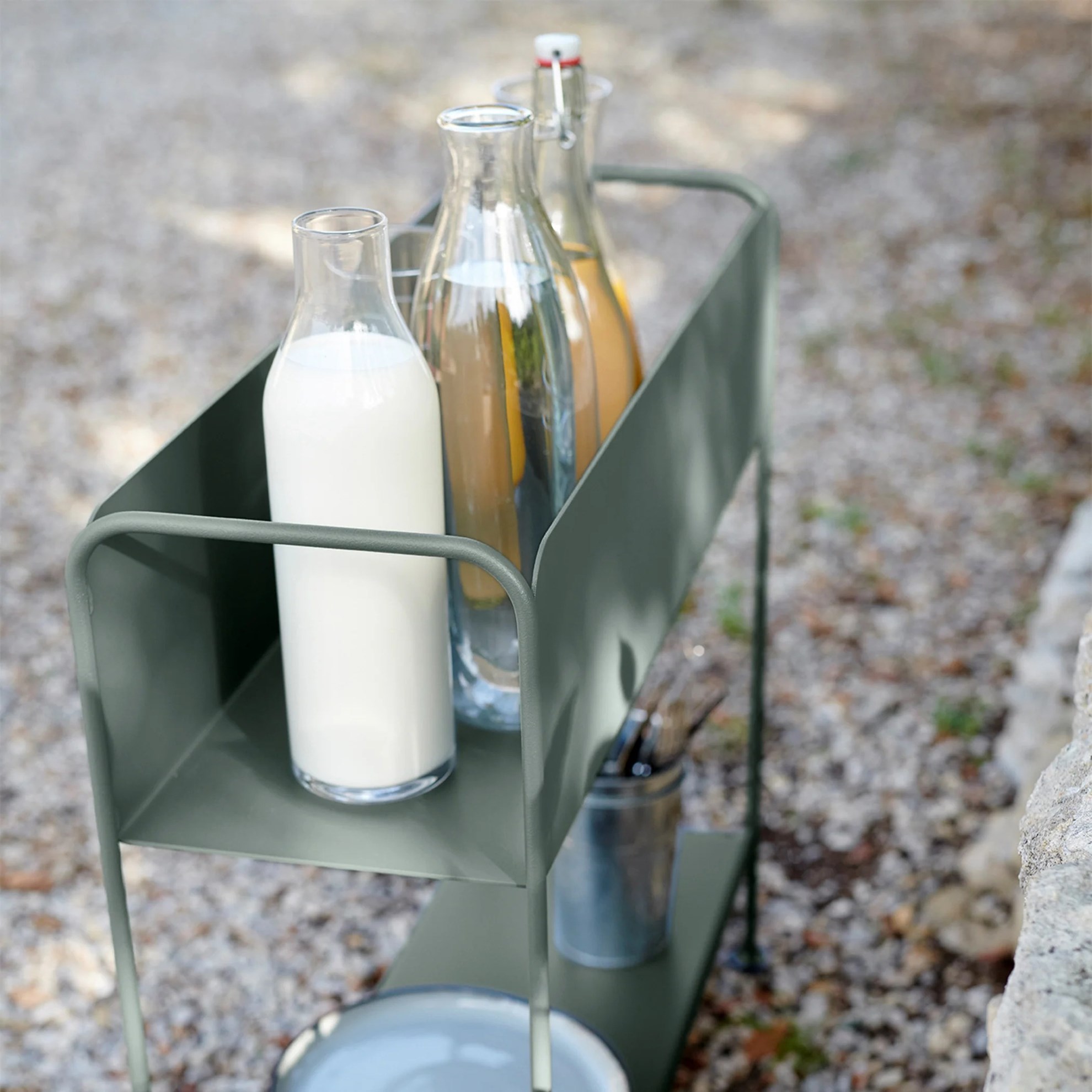 Regál na květináče nebo stolování Fermob PICOLINO V.63 cm - Liquorice_2