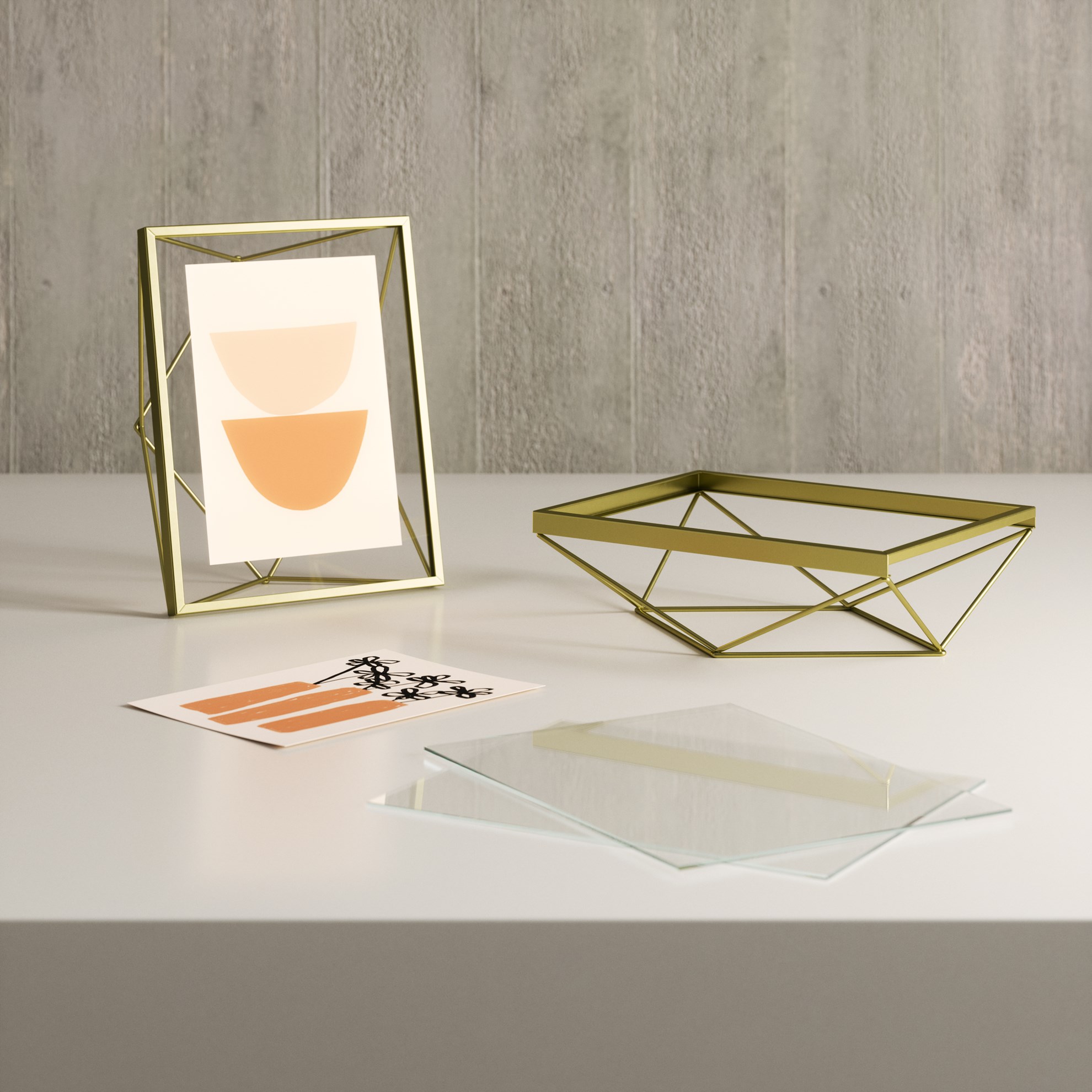 Fotorámeček Umbra PRISMA 13x18cm mosaz_2