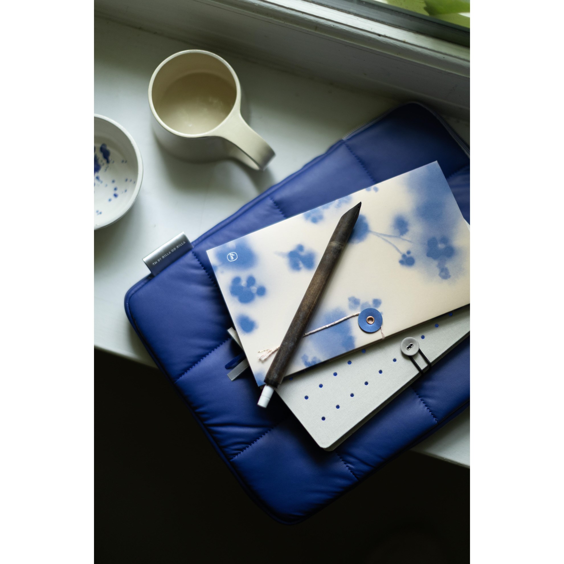 Pouzdro na notebook Tinne + Mia SENNA solidate blue_0
