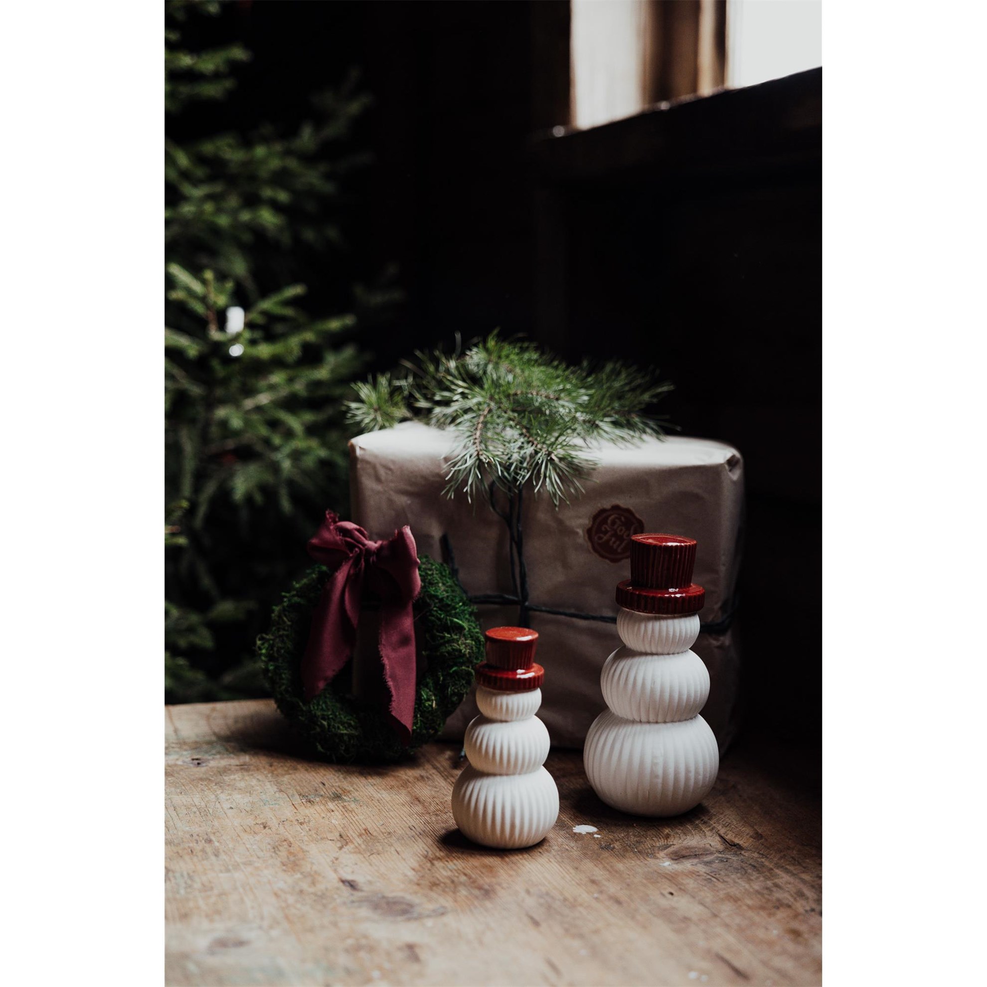 Keramická dekorace/sněhulák FRANK V.14cm červený_2